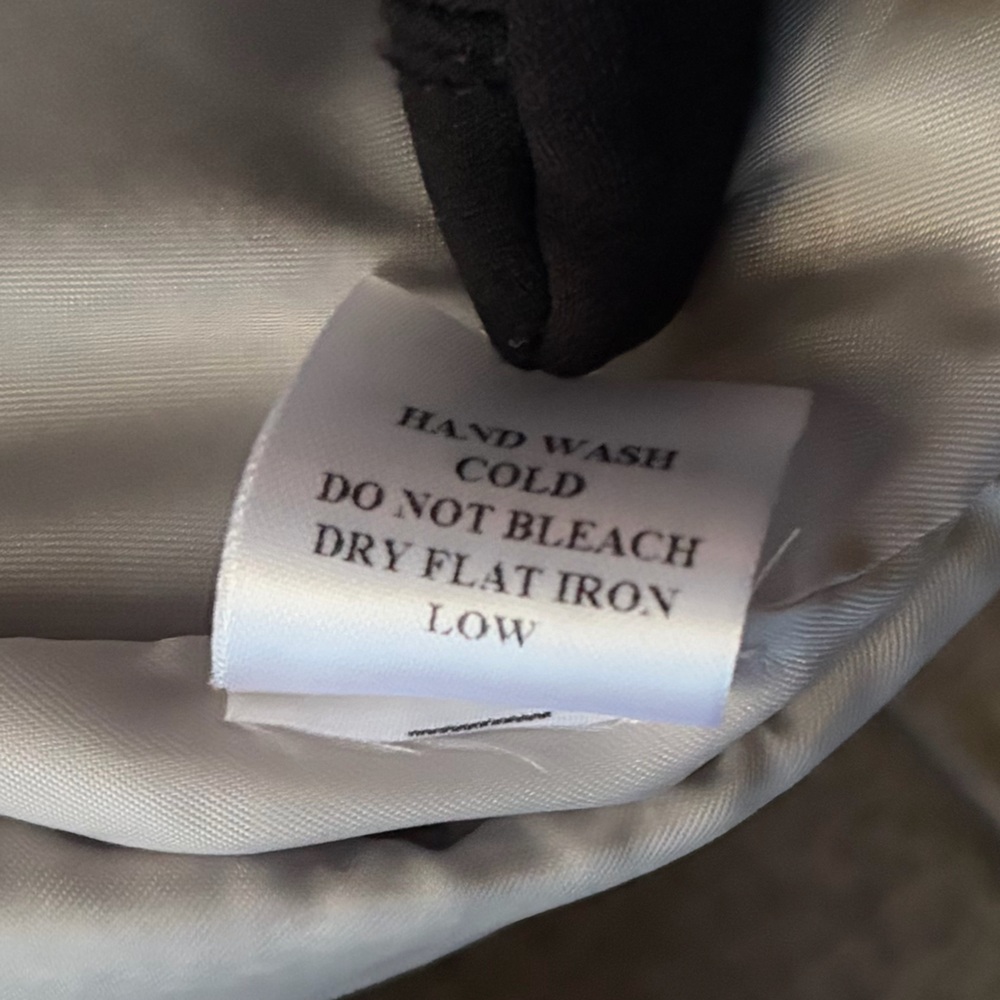 🆕 To My Lovers Gray Tweed Cropped Jacket Blazer Gold Crest Buttons Lined Size M - Picture 17 of 17